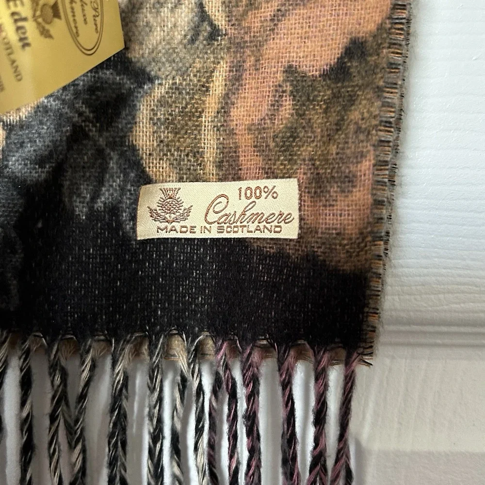 Eden 100% Pure‎ Cashmere Floral Print Scarf